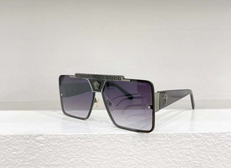 Picture of Versace Sunglasses _SKUfw54107002fw